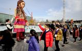Little Amal Giant Puppet Meets Schoolchildren at Glasgow COP Summit