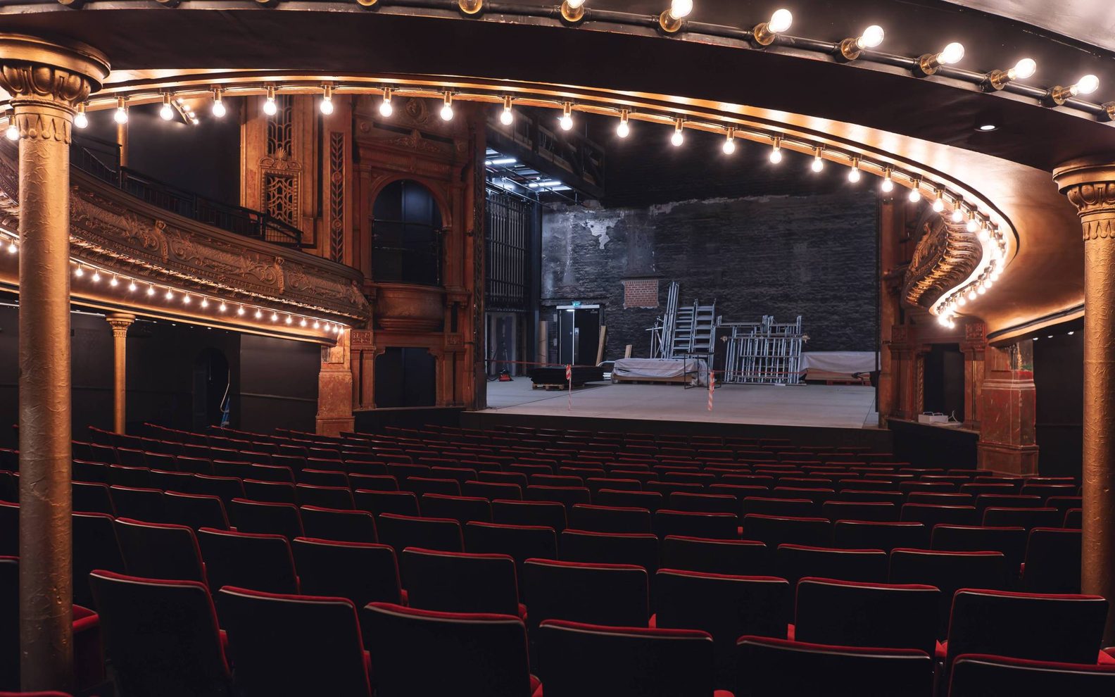 New-Citz-Tour-Alasdair-Watson-1-scaled-aspect-ratio-1600-1000
